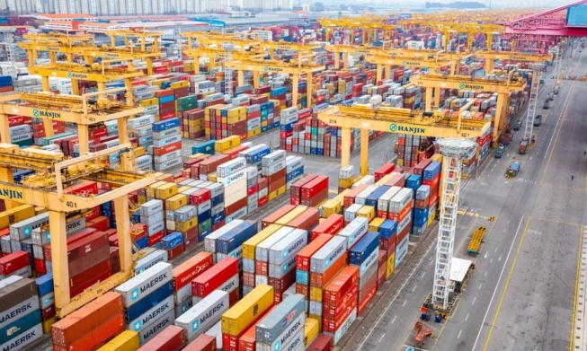 Kinh tế: Cán cân vãng lai tháng 9/2025 của Hàn Quốc thặng dư 13,5 tỷ USD