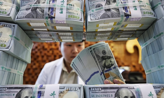 Dự trữ ngoại hối tháng 7 đạt 427,9 tỷ USD, tăng liên tiếp trong hai tháng