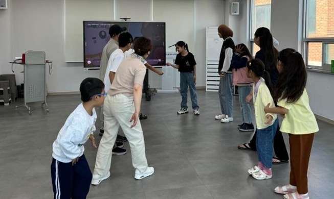 Giáo dục không biên giới - Gimpo mở ra cơ hội đi học bình đẳng cho trẻ em nước ngoài