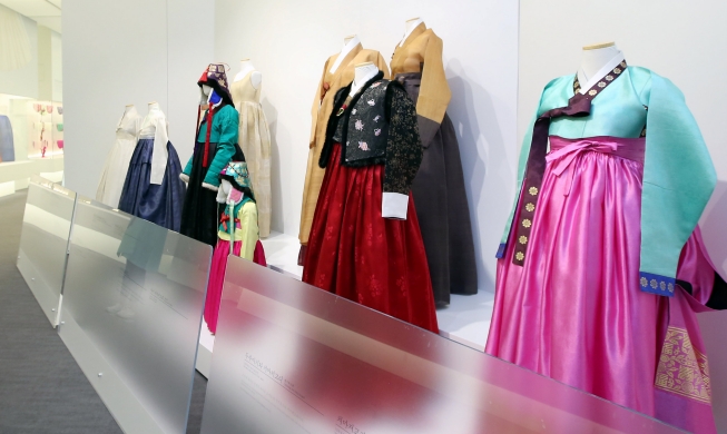 Triển lãm Hanbok 2025: Chiêm ngưỡng vẻ đẹp của trang phục truyền thống Hàn Quốc