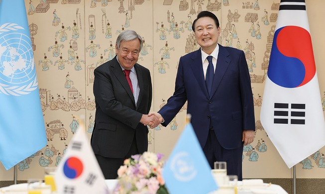 Buổi gặp gỡ của Tổng thống Yoon Suk Yeol và Tổng thư ký LHQ Antonio Guterres