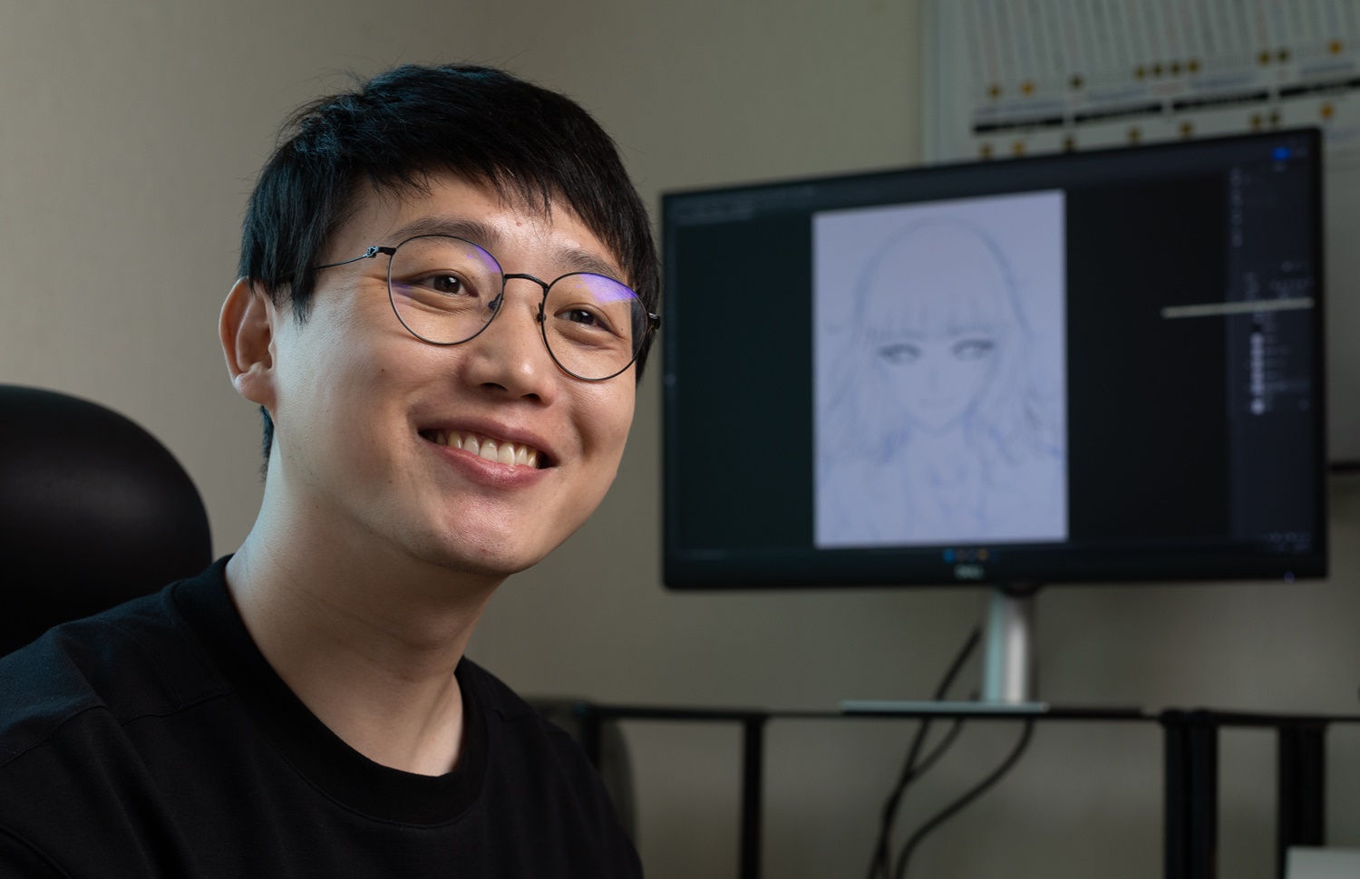 Ngày 07/07, tác giả webtoon Hwang Junho đã có buổi phỏng vấn với phóng viên của Korea.net tại văn phòng làm việc ở quận Yongsan-gu, thành phố Seoul. (Ảnh: Lee Jun Young / Korea.net)