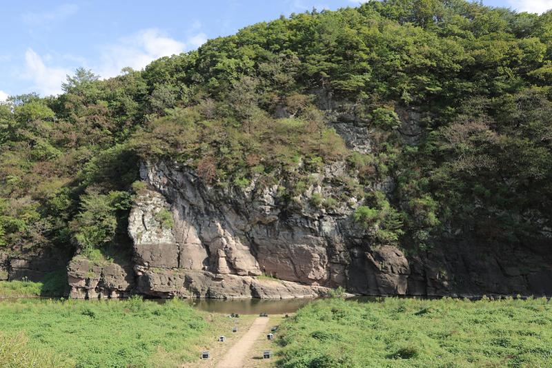 Tranh khắc tr&ecirc;n&nbsp;đ&aacute; Bangudae ở l&agrave;ng Daegok-ri, thị trấn Eonyang-eup, huyện Ulju-gun, th&agrave;nh phố Ulsan. (Ảnh: Park Deajin / Korea.net)