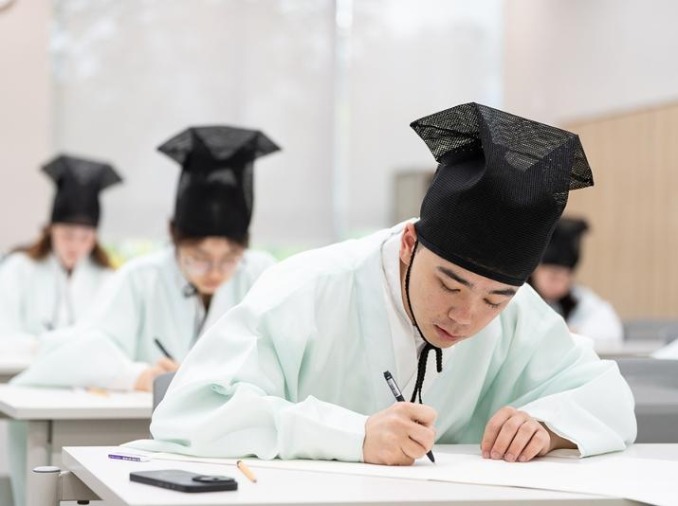 Nhân ngày sinh vua Sejong, cuộc thi tiếng Hàn và văn hóa Hàn Quốc diễn ra tại các Học viện Sejong trên toàn thế giới