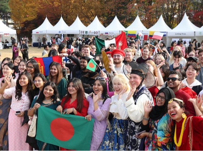 Hơn 11.000 người nhập quốc tịch Hàn Quốc vào năm 2025, người Trung Quốc chiếm hơn một nửa