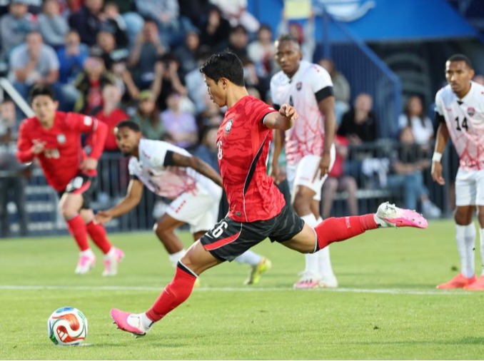 “Cơn mưa bàn thắng” ở trận giao hữu World Cup: Hàn Quốc thắng Trinidad và Tobago 5-0.