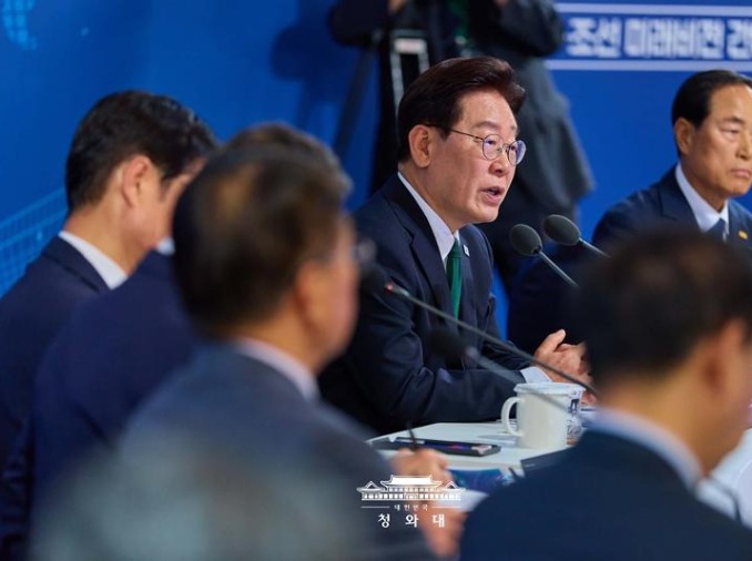 Tổng thống Lee Jae Myung: “Quyền điều hành của doanh nghiệp cũng cần được tôn trọng như quyền lao động”