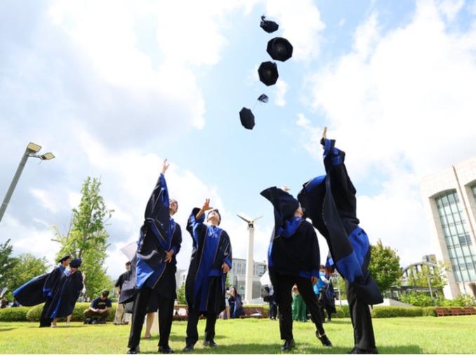 70% thanh niên Hàn Quốc hoàn thành giáo dục đại học, cao nhất OECD