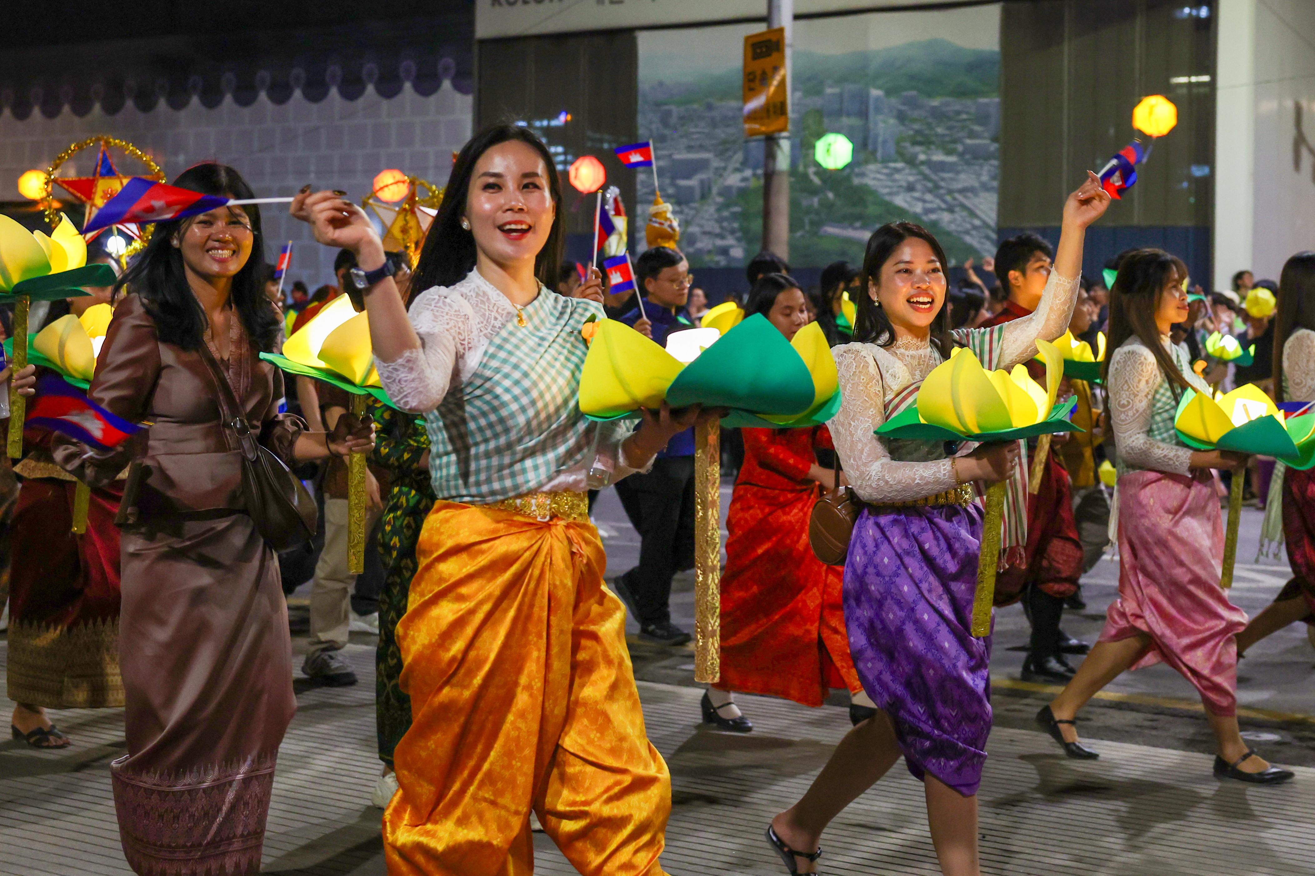 Yeondeunghoe (Lotus Lantern Festival)