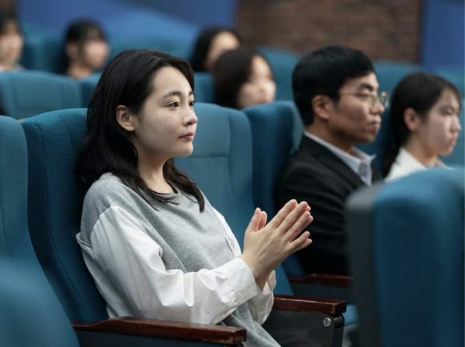 'Hana Korea': Cuộc sống của người đào tẩu khỏi Triều Tiên qua góc nhìn của đạo diễn Đan Mạch