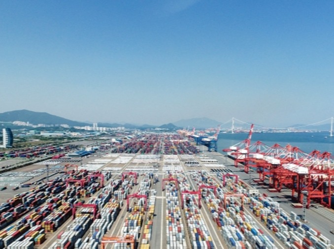 ADB nâng dự báo tăng trưởng kinh tế Hàn Quốc năm nay lên 3,2%