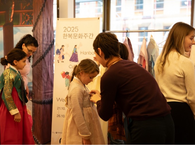 ‘Tuần lễ Văn hóa Hanbok 2026’: Triển lãm và biểu diễn Hanbok tại 410 địa điểm trong và ngoài nước