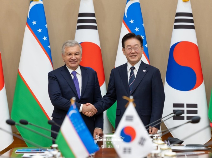 Hội nghị thượng đỉnh Hàn-Uzbekistan - Mở rộng hợp tác về khoáng sản thiết yếu, công nghiệp quốc phòng và cơ sở hạ tầng
