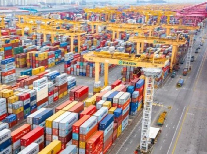  Xuất khẩu Hàn Quốc đạt 98,2 tỷ USD trong tháng 8 - 3 tháng liên tiếp vượt 90 tỷ USD