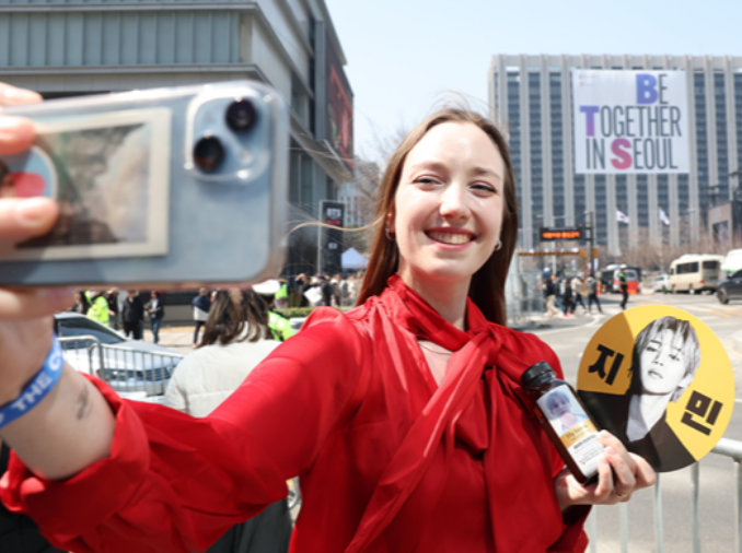 7/10 người nước ngoài bị Hallyu mê hoặc, K-Pop là biểu trưng của Hàn Quốc