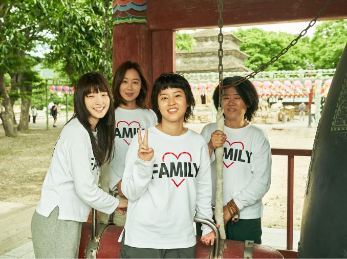 “Điên” đến cùng - Phim hài hành động ‘Hành trình đến Gyeongju’ và câu hỏi về sự báo thù