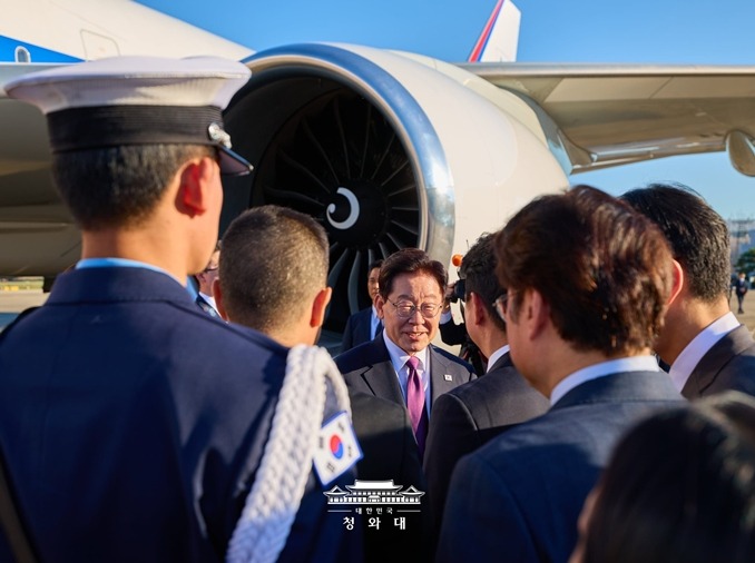 Tổng thống Lee công du Mỹ và Mexico từ ngày 21~27/9, phát biểu chính tại Đại hội đồng Liên Hợp Quốc