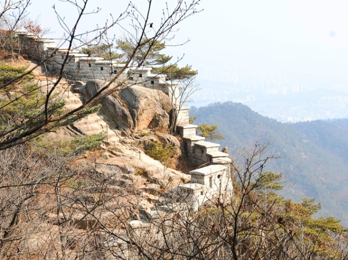 [Danh sách ứng cử di sản thế giới UNESCO] ② Thành lũy Hanyang - kiệt tác 'thành lũy bao bọc thung lũng' của Đông Bắc Á 